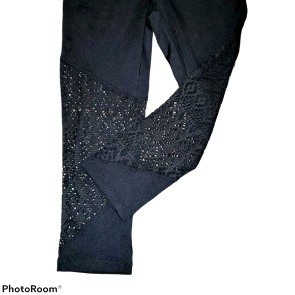 Material Girl NWT Active Crop Laced Leggings 392 - Picture 2 of 6